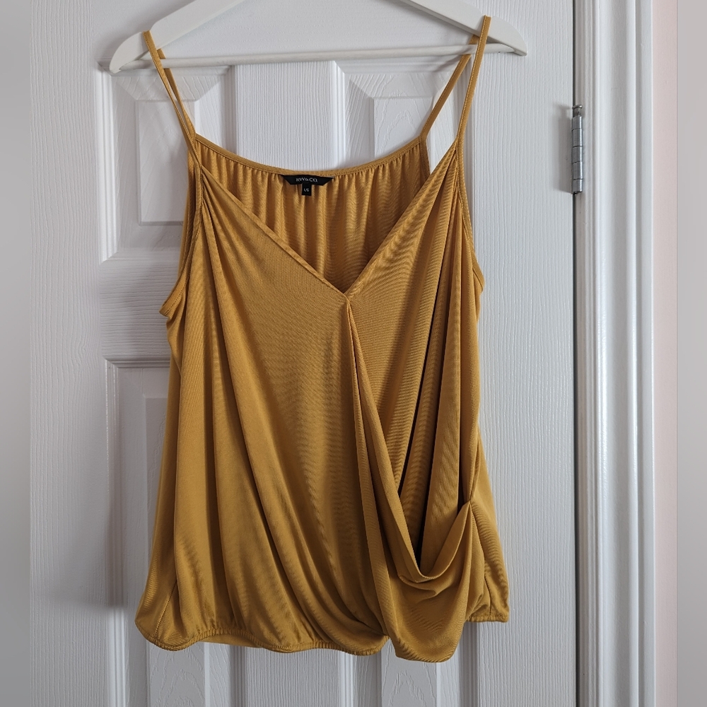 🌷$10 ADD-ON RW&CO. spaghetti strap tank